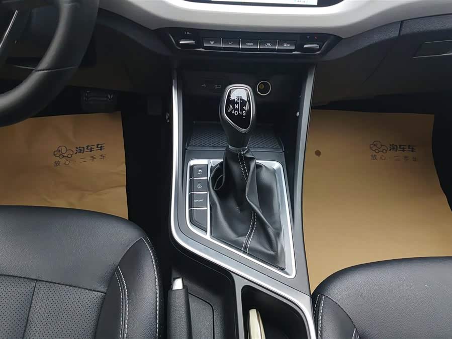 GEELY Vision X3 2020 изображение автомобиля #17