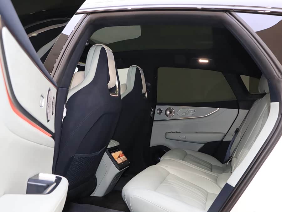 极氪 极氪001 2025 汽车图片 #17