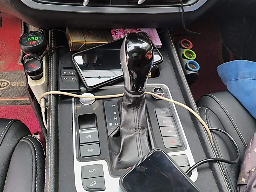 BYD Tang 2018 صورة سيارة #17