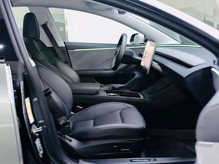 特斯拉 Model 3 2025 汽车图片 #17