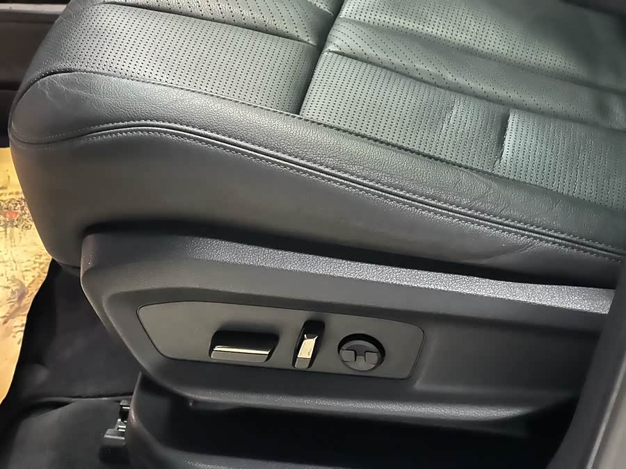 蔚来 蔚来ES8 2022 汽车图片 #17