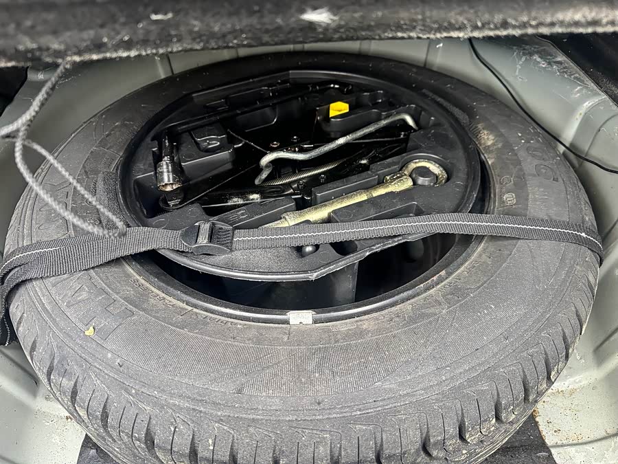 Citroen C-Quatre 2013 car image #17