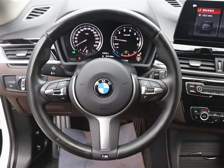 BMW X1 2023 immagine di auto #17
