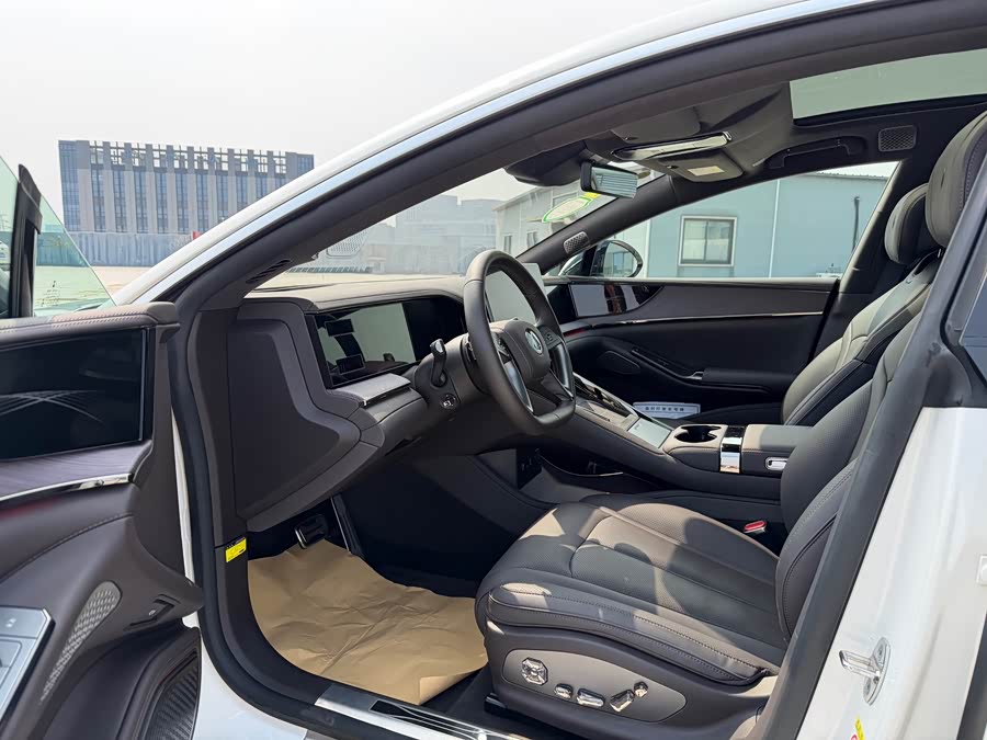 Denza Z9 2024 image de voiture #17