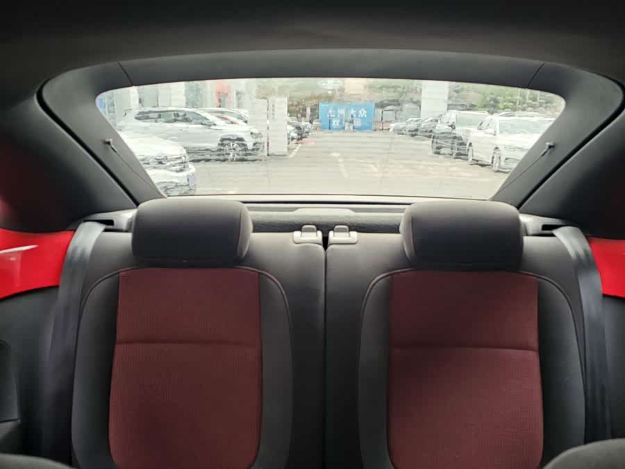 Volkswagen Beetle 2013 immagine di auto #17