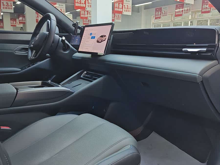 BYD Qin L 2025 car image #17