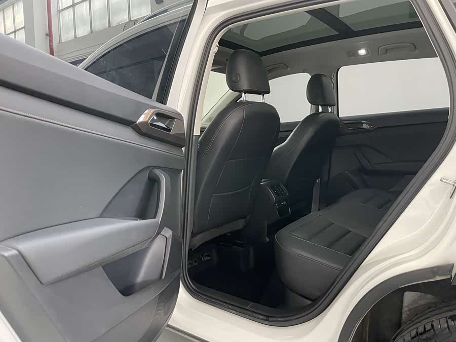 Volkswagen Tharu 2021 #17 Volkswagen Tharu 2021 car image #17