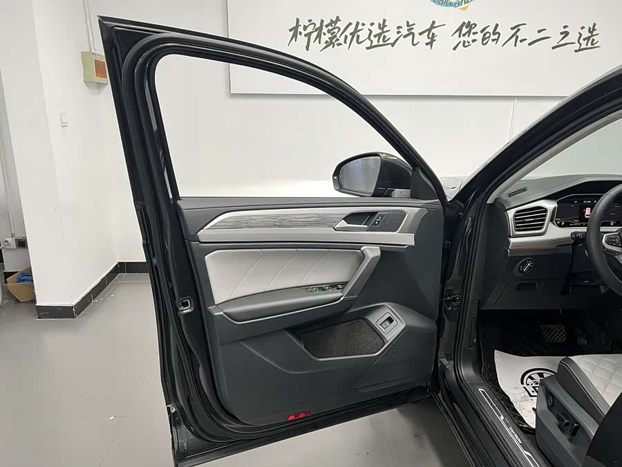 Volkswagen Tayron 2022 car image #17