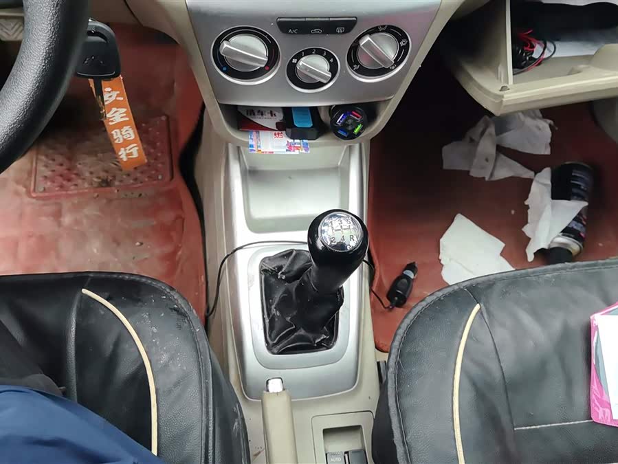 Changan Alsvin V3 2015 immagine di auto #17