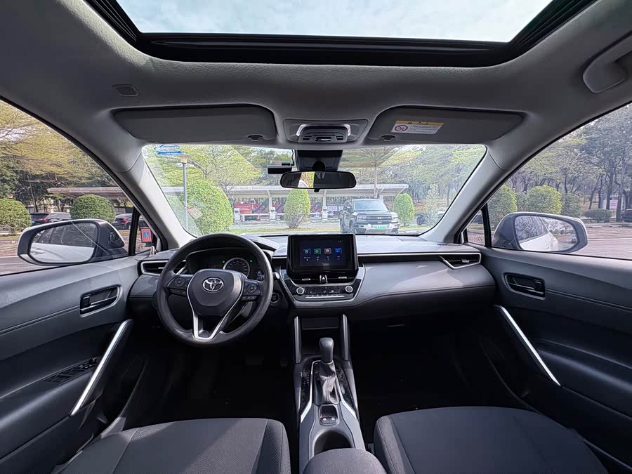 Toyota Frontlander 2022 car image #17