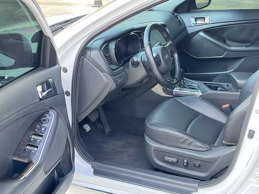 起亚 起亚K5 2015 汽车图片 #17