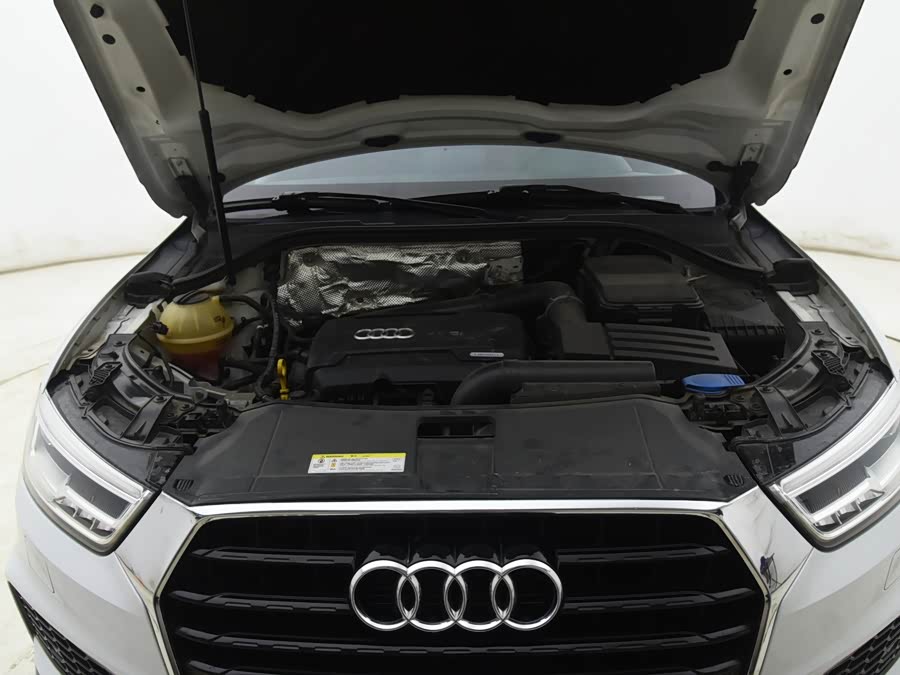 Audi Q3 2018 #17 Audi Q3 2018 car image #17
