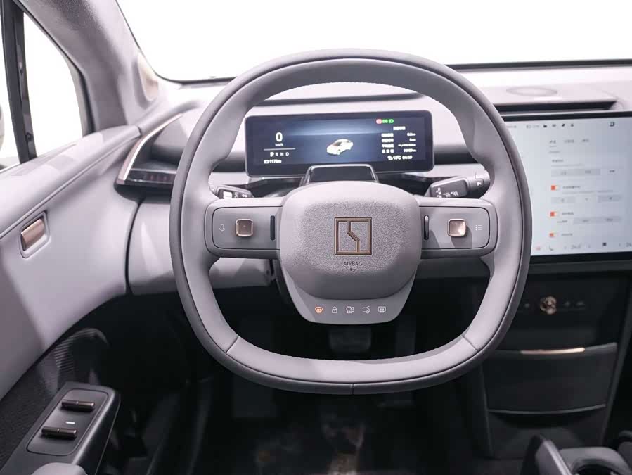 Zeekr X 2024 immagine di auto #17