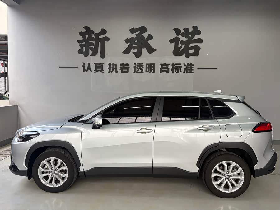 Toyota Frontlander 2025 car image #17