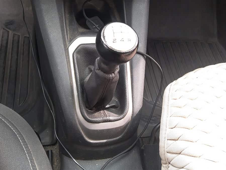 Citroen C-Elysée 2018 immagine di auto #17