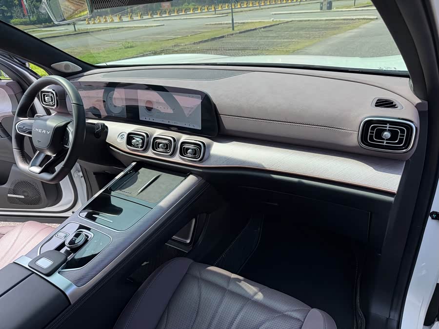 Chery Tiggo 9 2025 car image #17