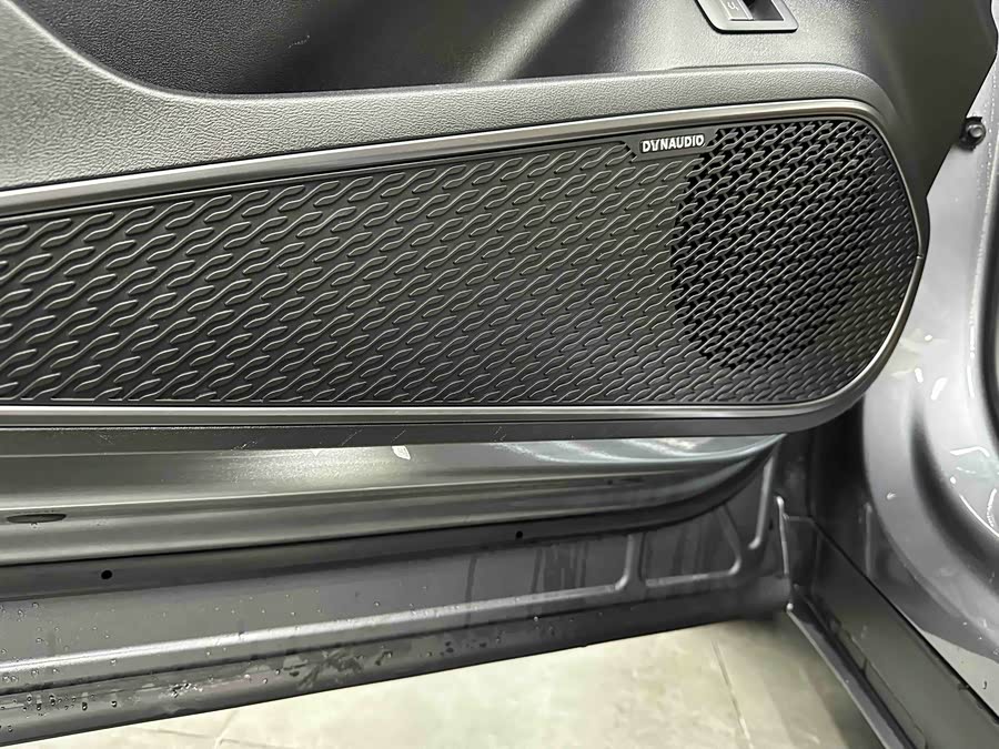 BYD SongL EV 2025 car image #17