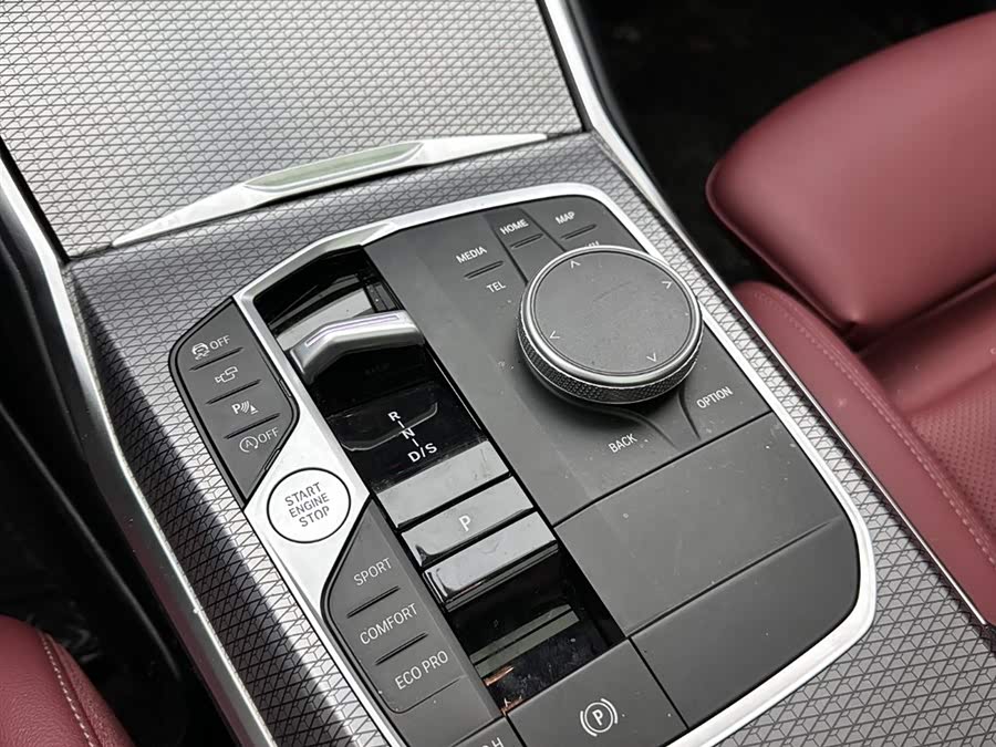 BMW 3 Series 2023 car image #17