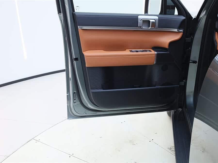 FangChengBao Tiger 7 2026 car image #17