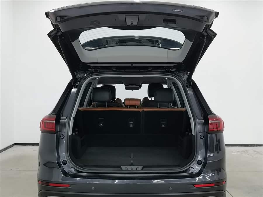 Chery Tiggo 8 Plus 2021 immagine di auto #17