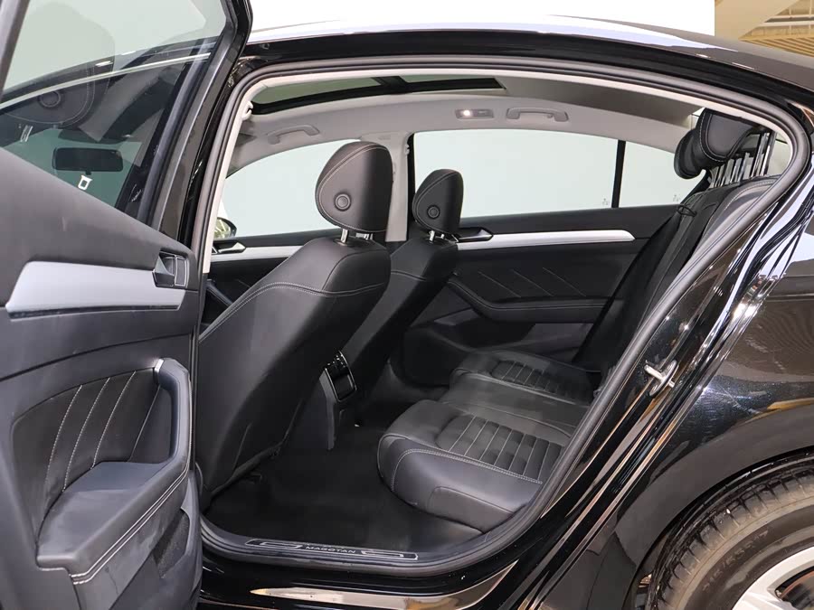 Volkswagen Magotan 2025 immagine di auto #17