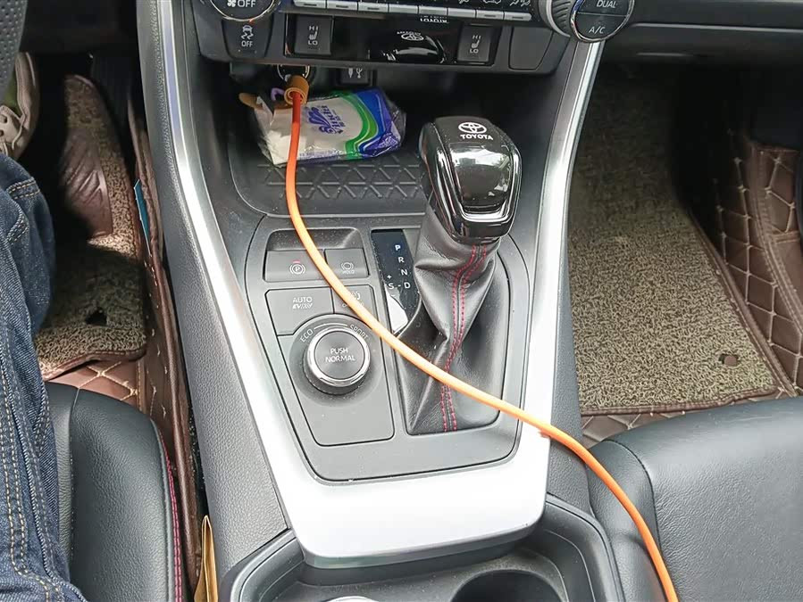 Toyota RAV4 Hybird E+ 2022 car image #17