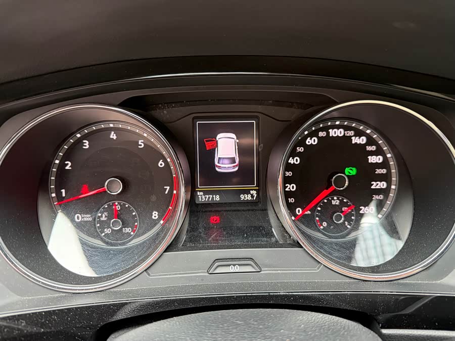 Volkswagen Tiguan L 2019 car image #17
