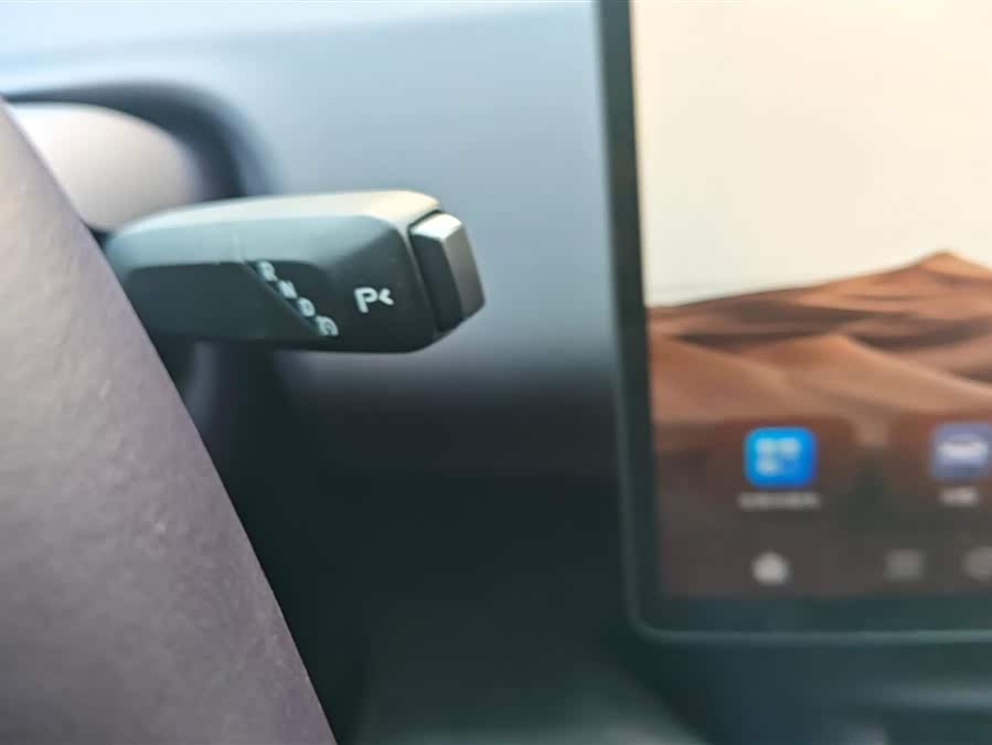 Avatr 06 2025 car image #17