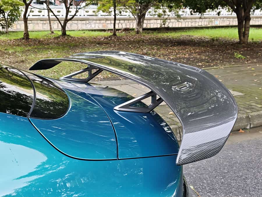 MI SU7 Ultra 2025 car image #17