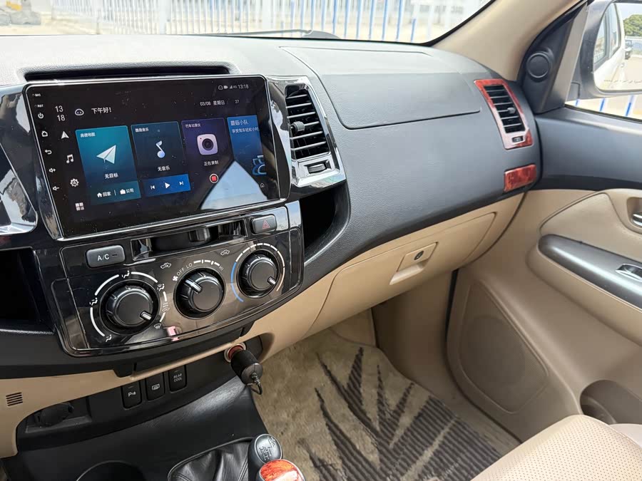 丰田 Fortuner 2017 汽车图片 #17