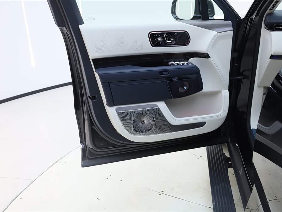 极氪 极氪9X 2026 汽车图片 #17