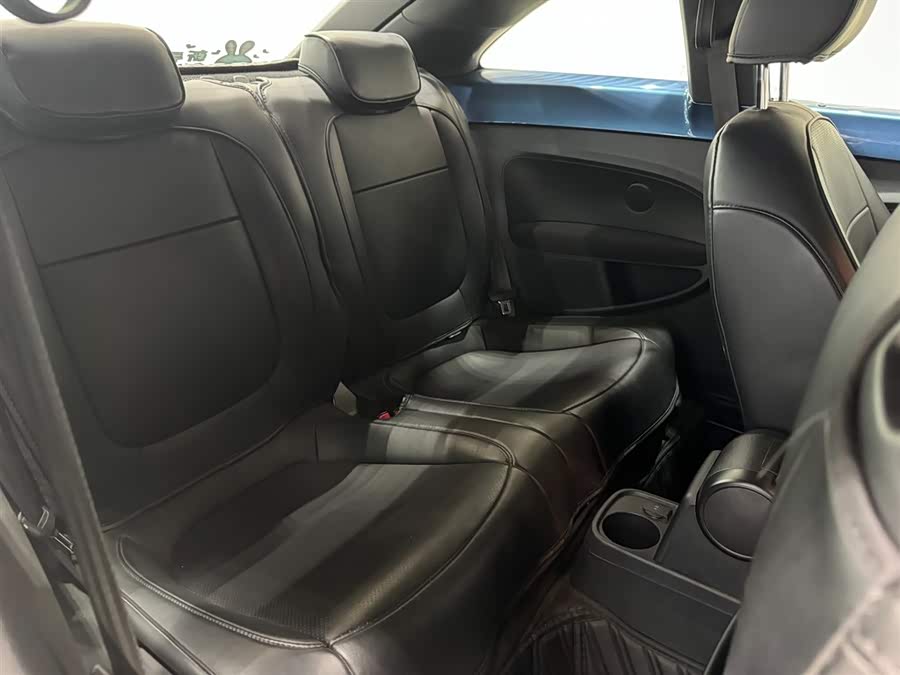 Volkswagen Beetle 2020 immagine di auto #17