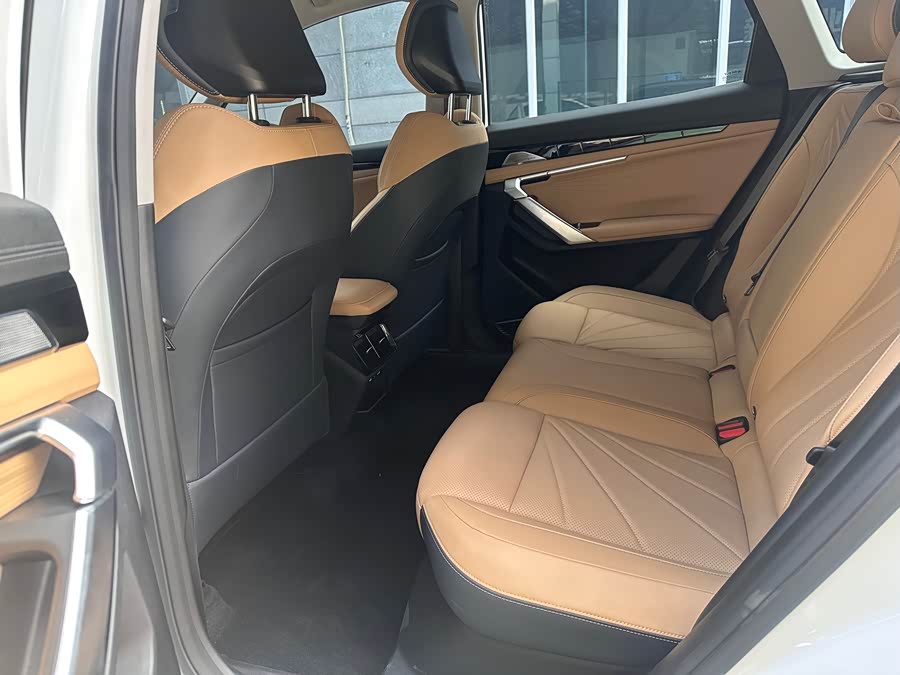 GEELY Boyue L 2023 car image #17