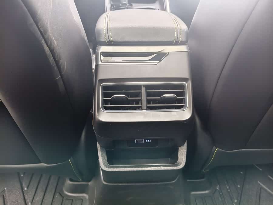 GEELY Preface 2023 image de voiture #17