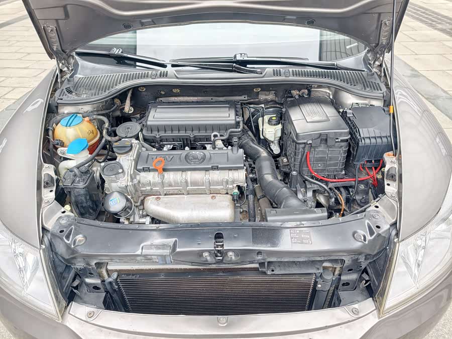 Skoda Octavia 2012 car image #17