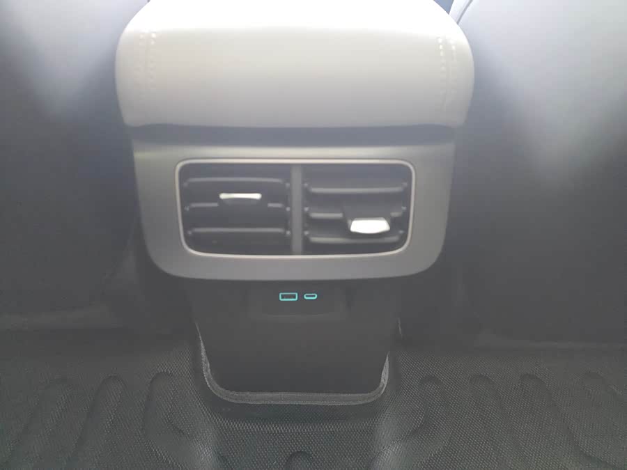 BYD Seal 06 DM-i 2025 car image #17