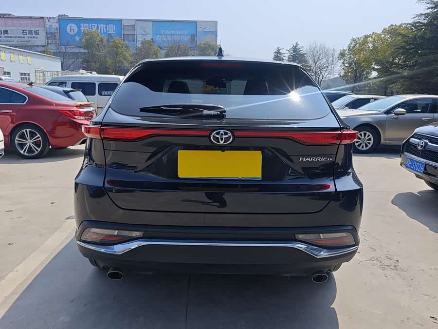 Toyota Harrier 2022 car image #17
