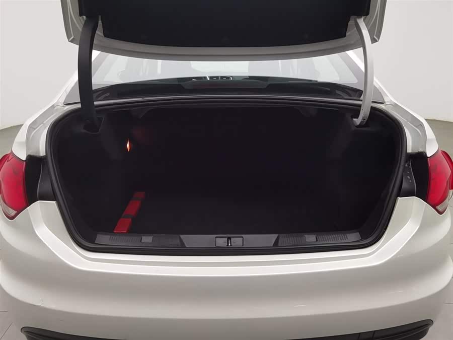 Citroen C4L 2014 صورة سيارة #17