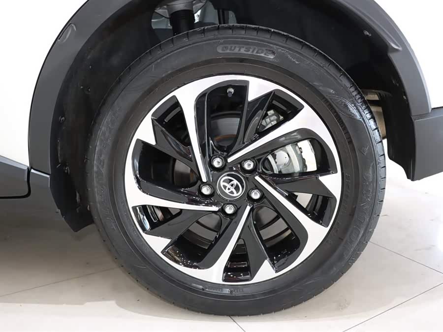 Toyota Izoa 2020 car image #17