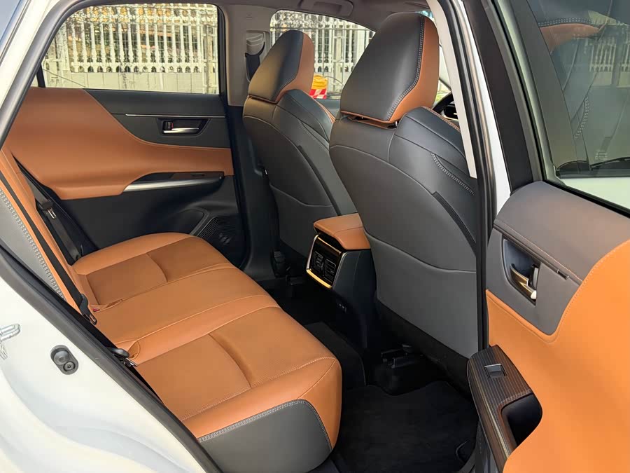 Toyota Venza 2022 car image #17