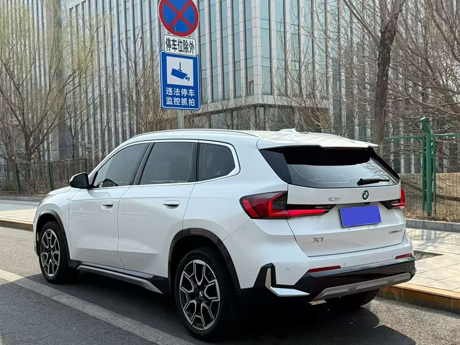 BMW X1 2024 car image #17