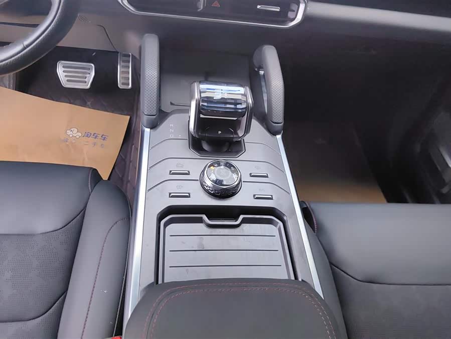 Jetour Traveller 2024 car image #17