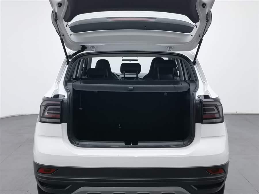 Volkswagen T-Cross 2019 immagine di auto #17