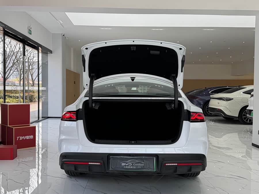 BYD Qin L 2025 car image #17