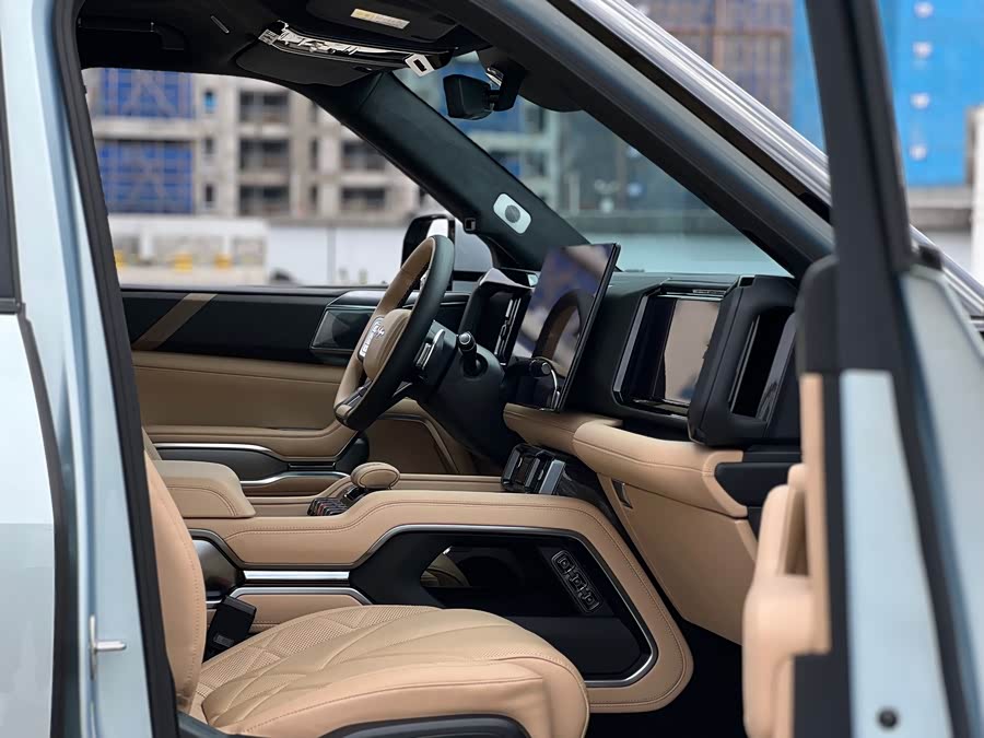 FangChengBao Leopard 8 2025 car image #17