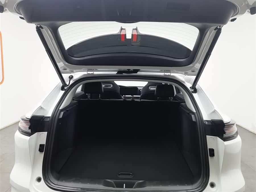 Changan UNI-K 2023 car image #17