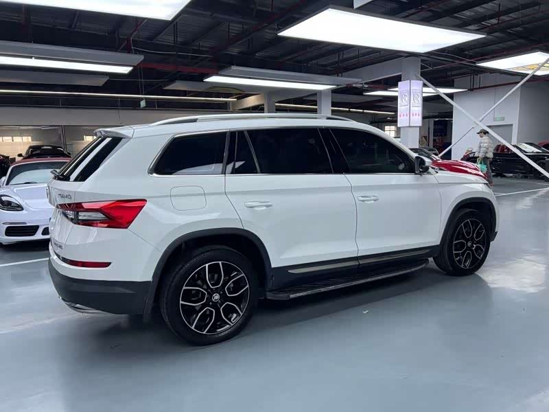 Skoda Kodiaq 2018 imagem de carro #17