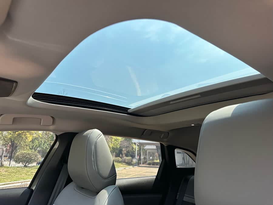 Citroen C5 X 2021 car image #17