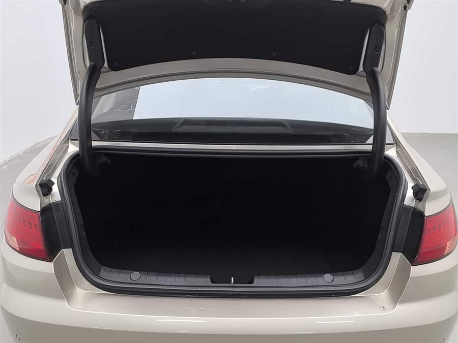GEELY Emgrand GL 2018 car image #17