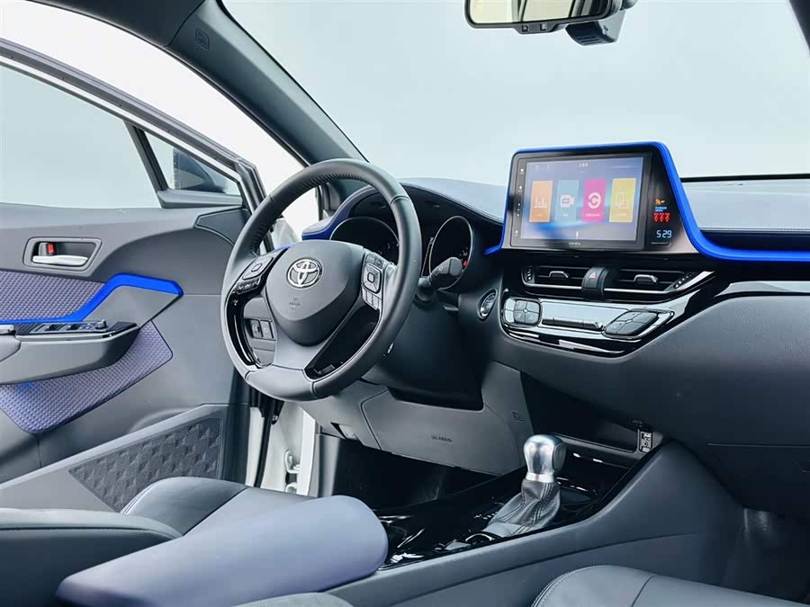 Toyota Izoa 2018 car image #17